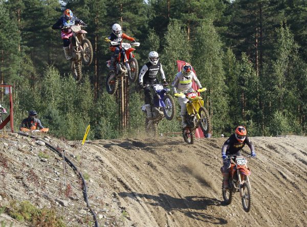 Tiukka ryhmä A. Luoma, A. Lepistö, H. Impola, O. Pärssinen ja D. Nordblom TOP250 C. Mäntyharju MX-liiga 2026